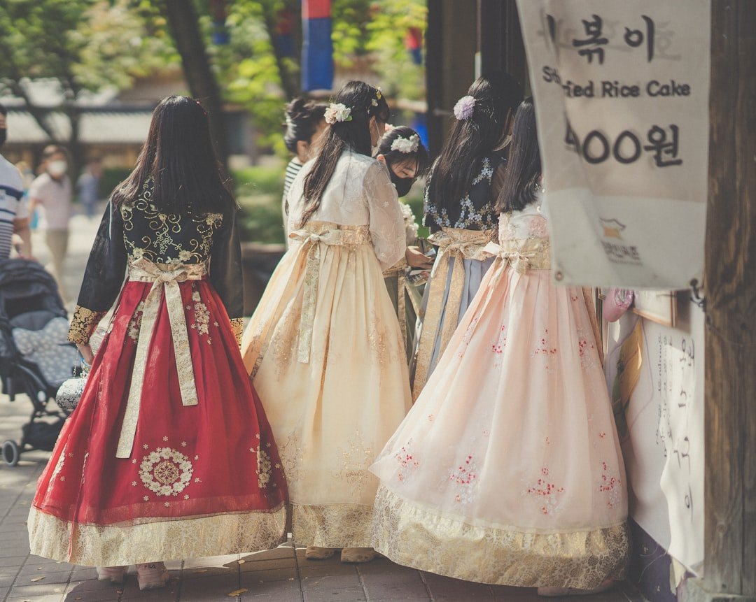 Nunchi Explained: Korea’s Secret Social Superpower for Better Relationships